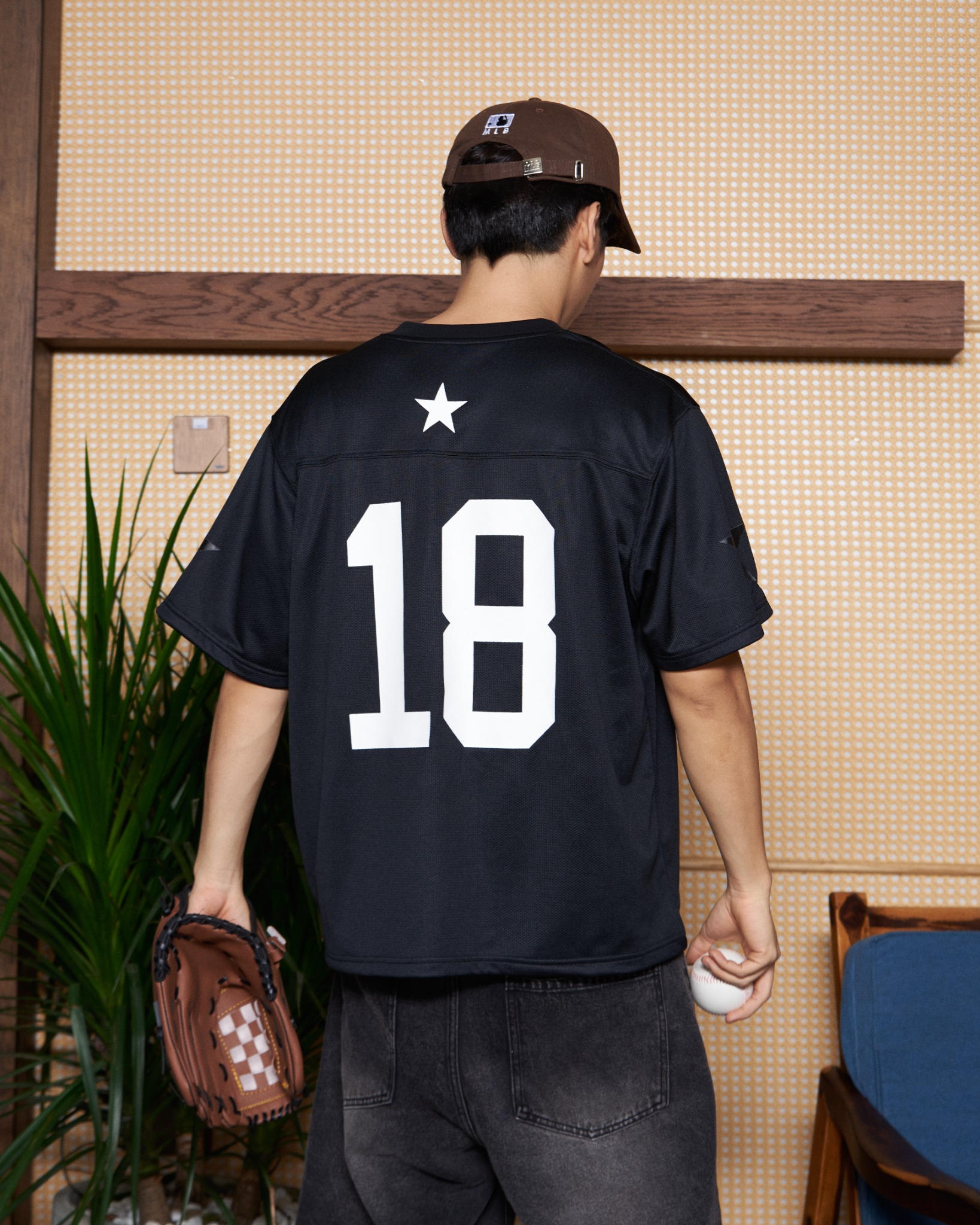 JS1- BALANCE NUMBER CLUB JERSEY - BLACK