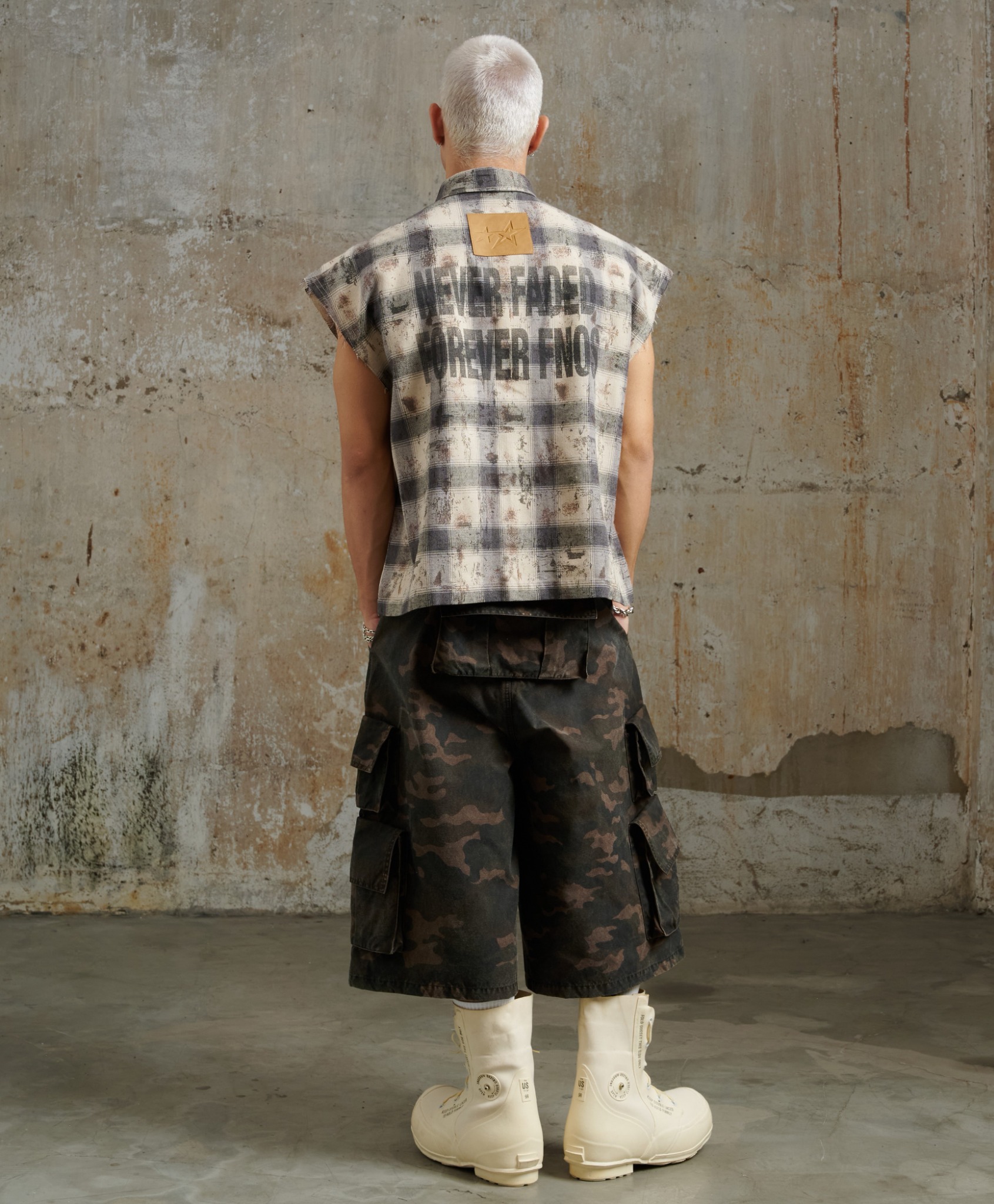 TBC5 - "FNOS" BAT CUT CARO SHIRT - BEIGE