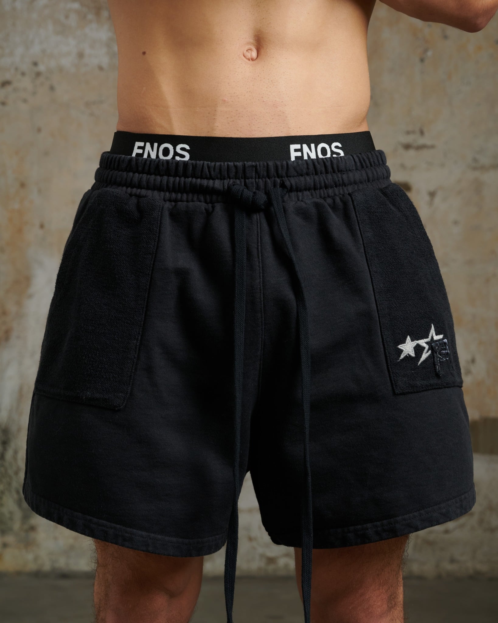 SNW6 - FNOS WASHED SHORT - BLACK