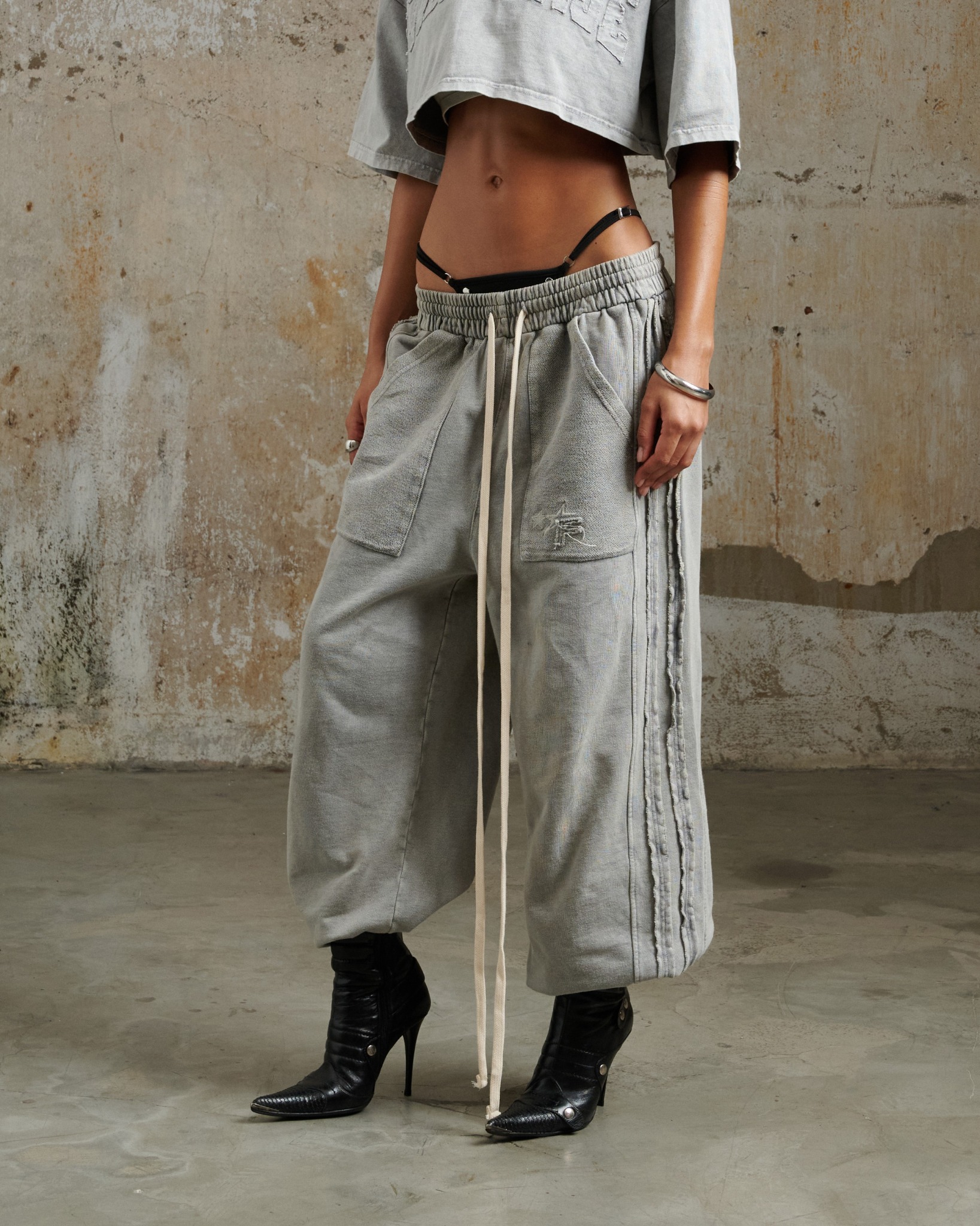 JSW2 - "FNOS" JOGGERS WASH PANTS - GREY