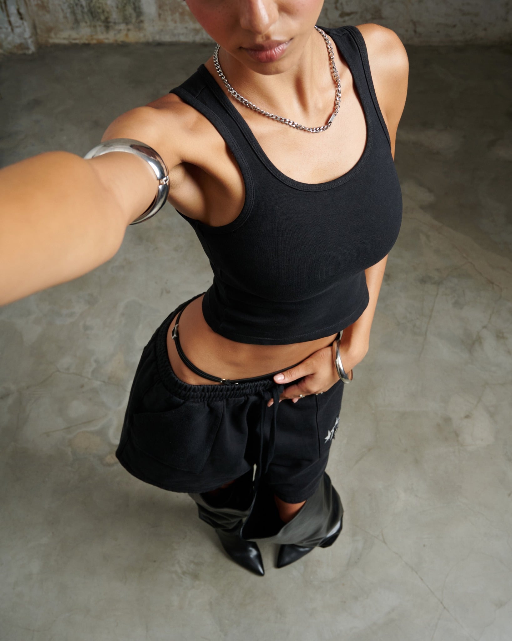 TWF1 - "FNOS" TANK TOP WASH FEMALE - BLACK