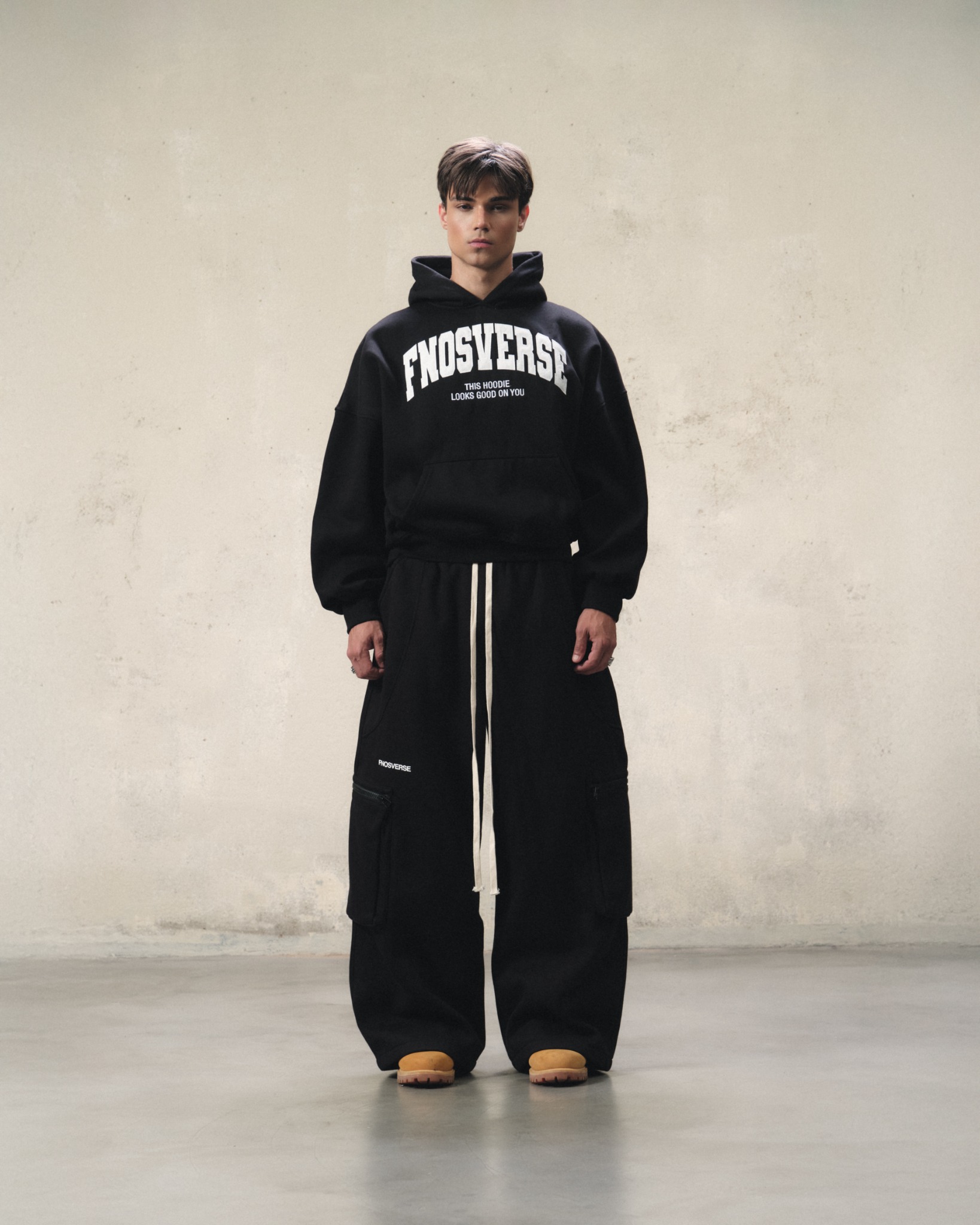 HD16 - "FNOSVERSE" HOODIE - BLACK