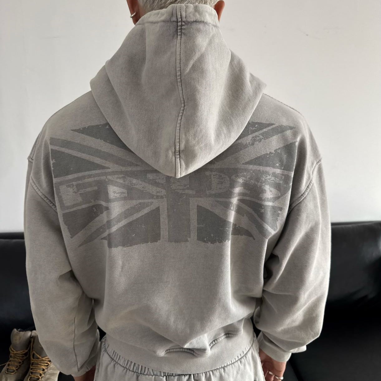 HDW4 - "FNOS" WASHED FLAG PRINTED HOODIE - GREY