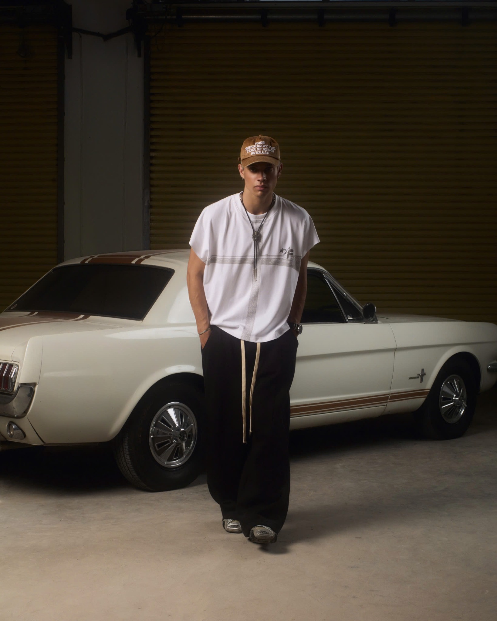 TBC1 - "CROSSOVER" BAT CUT T-SHIRT - WHITE