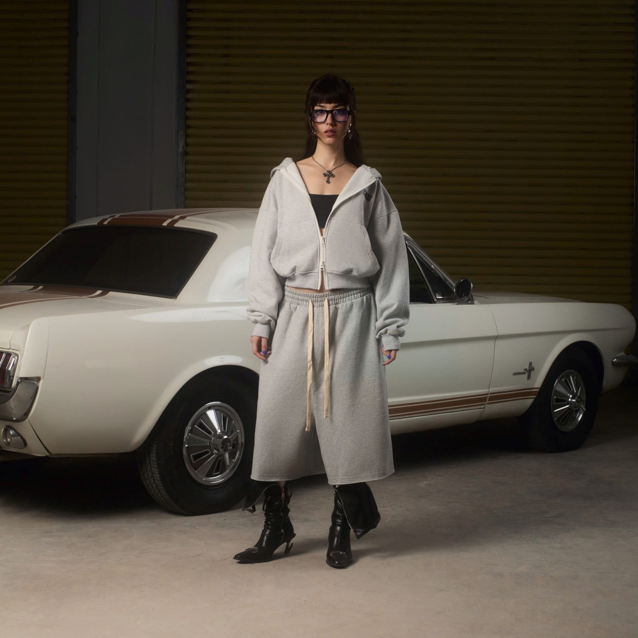 SJB1 - "EXTRAORDINARY" SWEAT JORTS - GREY