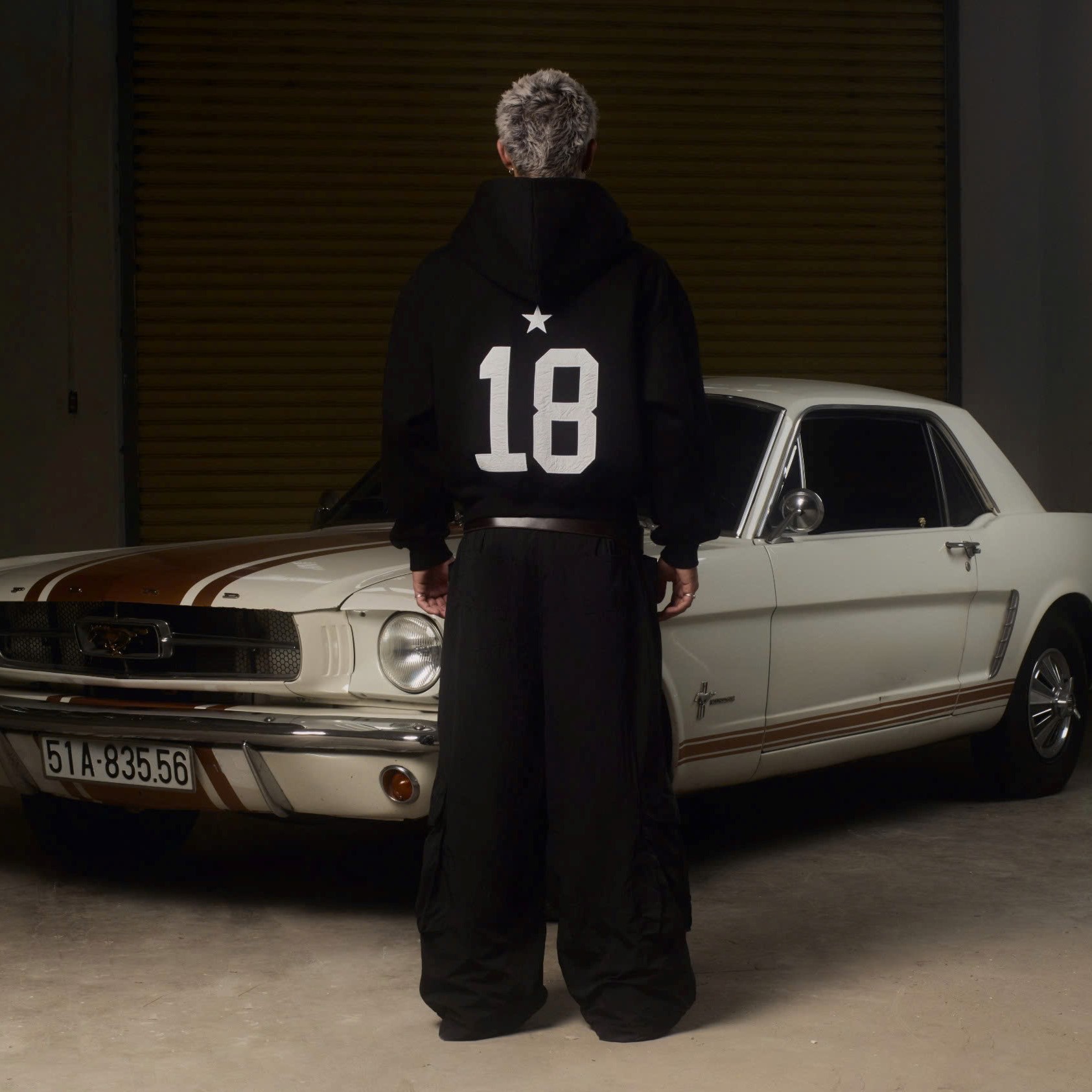 HD10 - BALANCE NUMBER DOUBLE ZIP HOODIE - BLACK