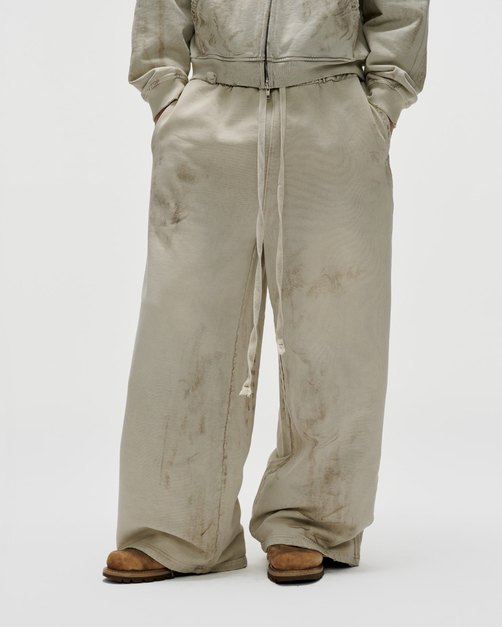 JGW10_ FNOS "DIRT WASH" SWEATPANTS - DIRTY BEIGE