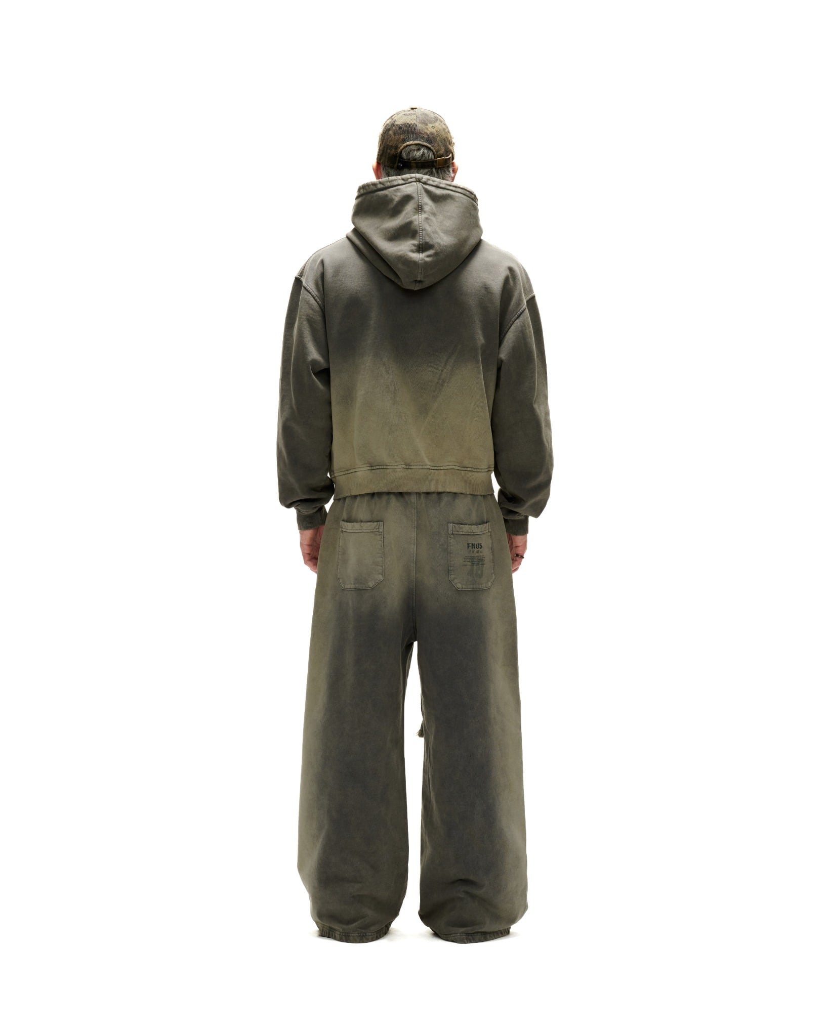 JGW9 _ "FNOS" WASHED BASIC SWEATPANTS _ DUST OLIVE