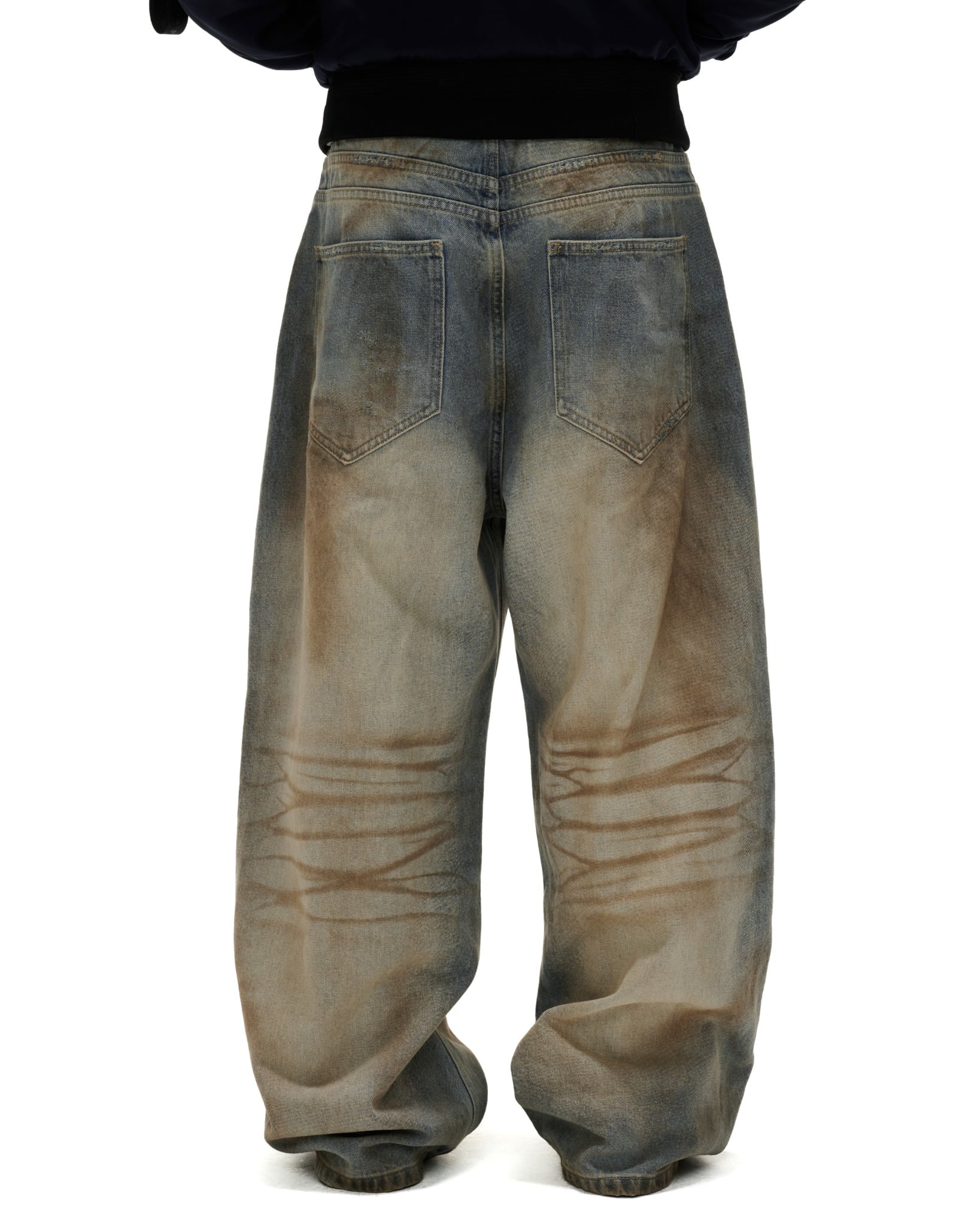 ERG24 - "FNOS" DIRTY EFFECT WASHED JEANS - LIGHT BLUE