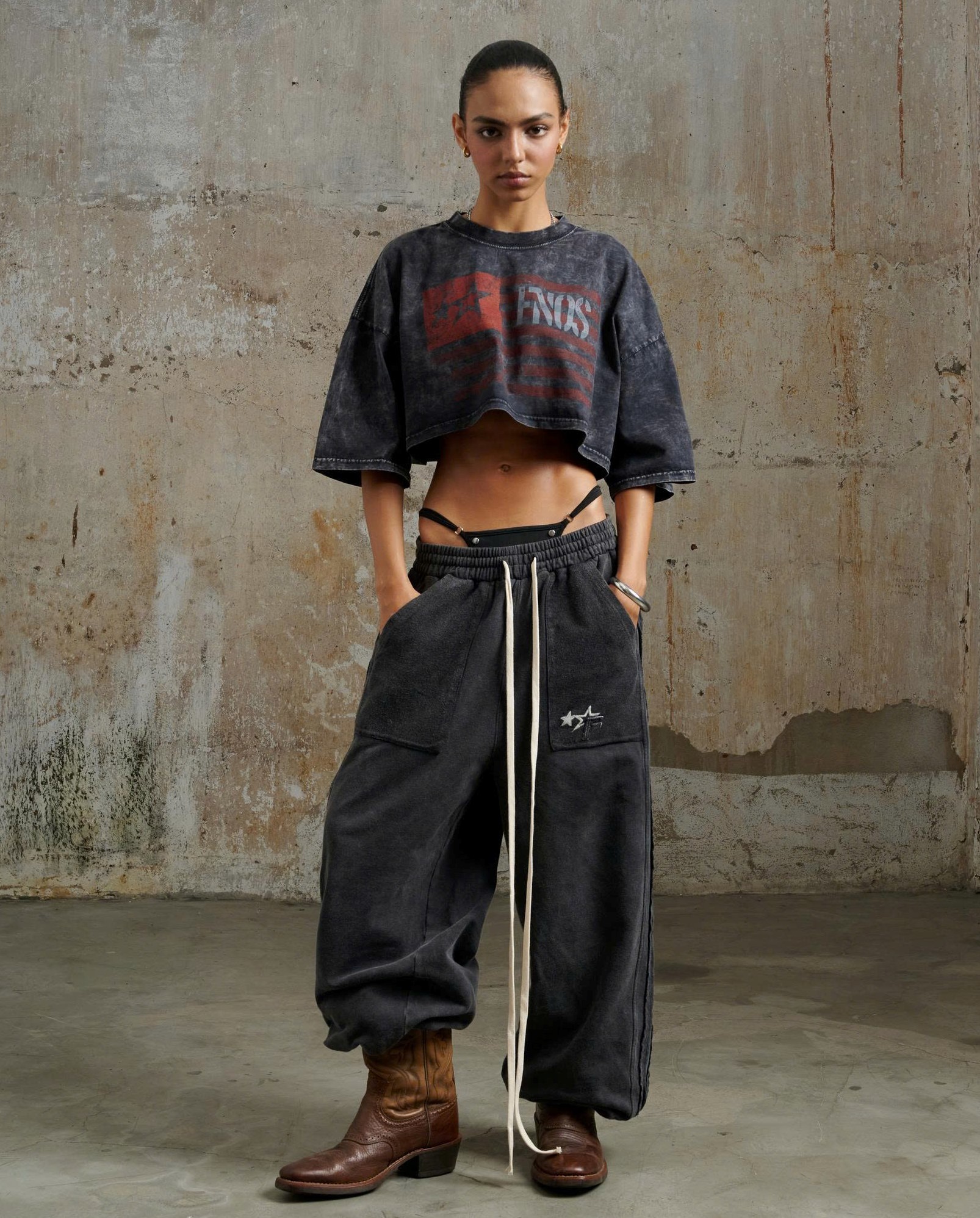 JGW5 - "FNOS" WASHED PANTS - BLACK